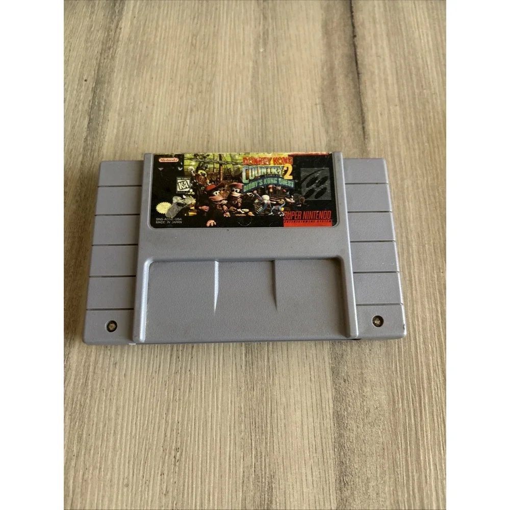 Donkey‎ Kong Country 2: Diddy's Kong Quest (Super Nintendo, 1995)